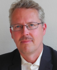 Erik J Olsson